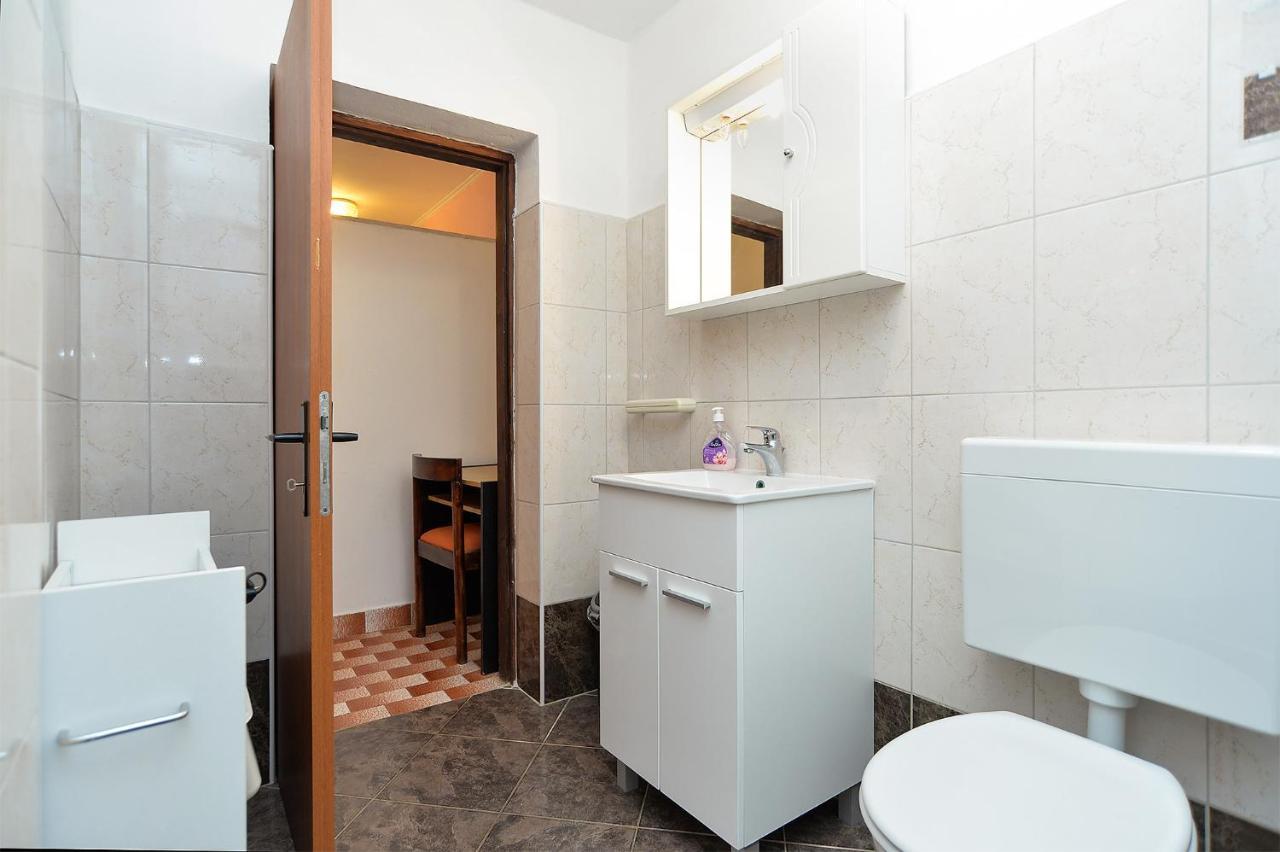 Apartments Plominska 938 Rabac Exterior photo